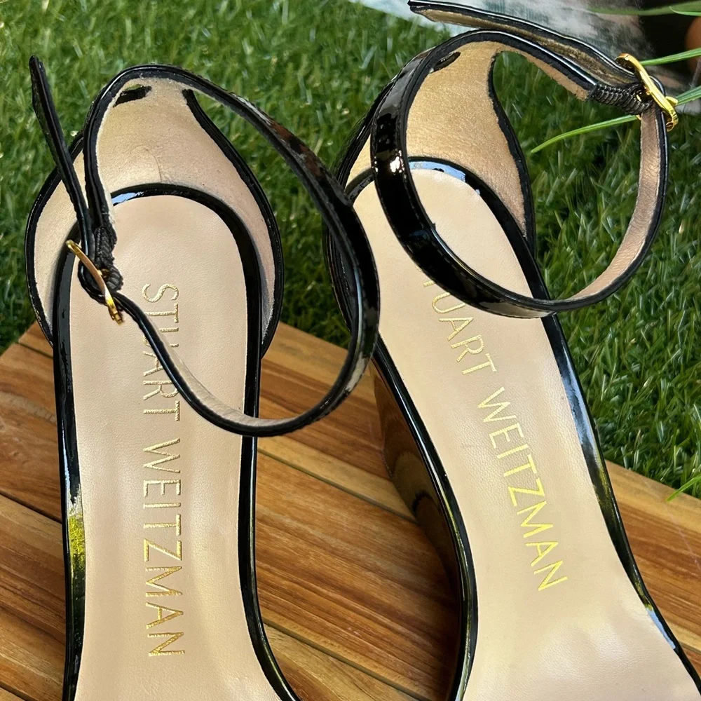 STUART WEITZMAN NUDISTCURVE 50 WEDGE women size 7 B store display